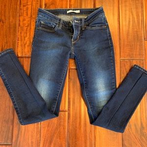Levi’s 711 skinny